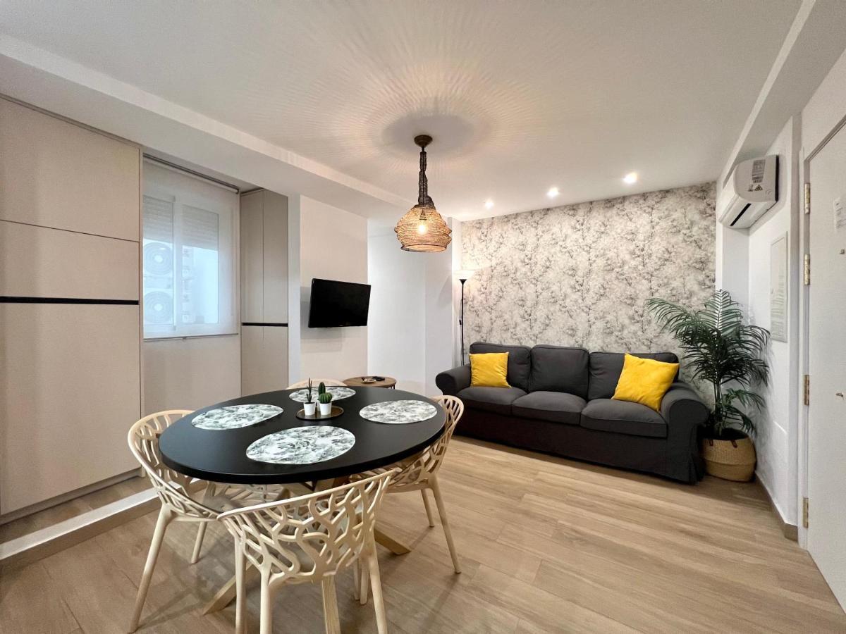 Huerto & Private Patio In The Old Town By Ele Apartments Malaga Exterior photo